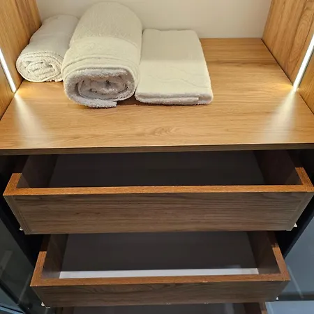 Al- An Apartament Tirana